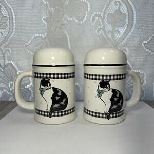 Vintage Treasure Craft Cat Salt And Pepper Shakers Large Domed 5"